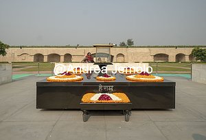 Complesso funebre Raj Ghat Il Memoriale dedicato al Mahatma Gandhi | Andrea Jemolo