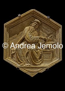 Museo dell'Opera del Duomo Rilievi istoriati dal Campanile di Giotto - Pitagora come allegoria dell'Astrologia (o dell'Armonia) | Andrea Jemolo