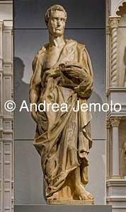 Museo dell'Opera del Duomo Statue con figure bibliche provenienti dal Campanile di Giotto - Geremia | Andrea Jemolo