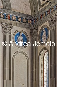 Cappella Pazzi Angolo con medaglione in terracotta con Apostoli | Andrea Jemolo