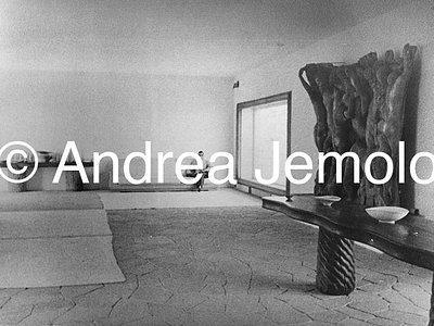 Curzio Malaparte nel soggiorno di Casa Malaparte  | Andrea Jemolo