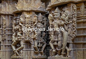 Forte di Jaisalmer Rilievo, nel tempio Jainista Chandraprabhu | Andrea Jemolo