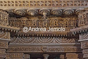 Forte di Jaisalmer Rilievo, nel tempio Jainista Chandraprabhu | Andrea Jemolo