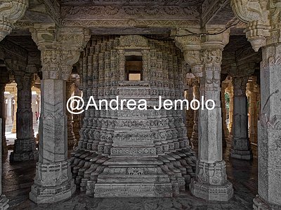 Ranakpur Jain temple - Chaturmukha Dharana Vihara Main shrine | Andrea Jemolo