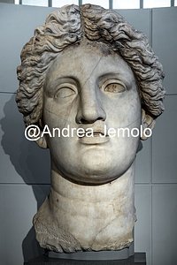 Musei Capitolini - Centrale elettrica Montemartini Statua colossale di divinità femminile | Andrea Jemolo