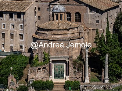 Basilica dei Santi Cosma e Damiano Vista dall'alto | Andrea Jemolo