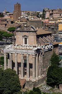 Tempio di Antonino e Faustina - San Lorenzo in Miranda Vista dall'alto | Andrea Jemolo