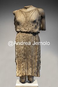 Palatine Museum o Antiquarium Female statue, so called Dancer, 2th century AD | Andrea Jemolo