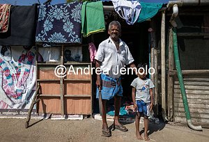 Tea plantations Tea pickers in their village | Andrea Jemolo