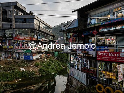 Munnar city centre Munnar city centre | Andrea Jemolo