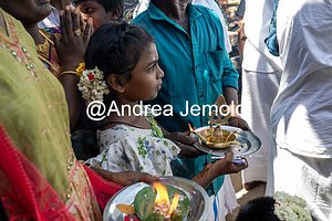  Ear piercing ceremony - Karna-vedha - one of the 16 samskara | Andrea Jemolo