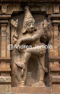 Brihadishvara Temple Guards, or Dvarapalasentrata, on a Gopuram', at the temple of Brihadeshwara | Andrea Jemolo