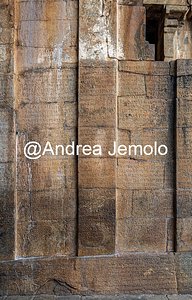 Brihadishvara Temple Tamil and Sanskrit inscriptions on a pillar of the Brihadeshwara temple | Andrea Jemolo