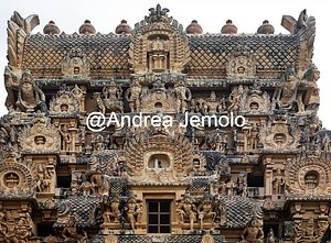 Brihadishvara Temple Gopuram'Keralantakan Tiruvasal, to the Brihadeshwara temple | Andrea Jemolo