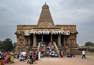 Brihadishvara Temple Entrance to the temple of Brihadishvara | Andrea Jemolo