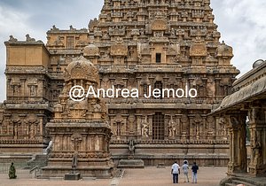 Brihadishvara Temple Chandikesvara Shrine and Brihadishvara Temple | Andrea Jemolo
