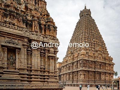Brihadishvara Temple Chandikesvara Shrine (Sanctuary) and the main vimana of the temple of Brihadishvara | Andrea Jemolo