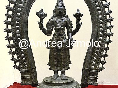 Art Gallery Mahavishnu - Bronze, provenience Avalivanallur | Andrea Jemolo