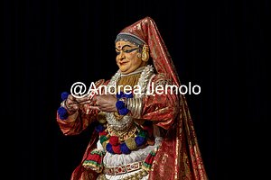 Kathakali Kathakali dancers re-enact a story from Hindu mythology | Andrea Jemolo