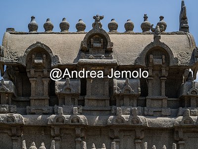 Ganesh Ratha Temple Ganesh Ratha Temple - On the roof, decorated horseshoe-shaped dormers | Andrea Jemolo