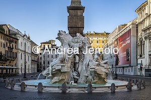 Fountain of the Four Rivers View from the north - marble group with statues of the Nile and Rio de la Plata rivers | Andrea Jemolo