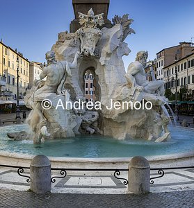 Fountain of the Four Rivers View from the south - marble group with statues of the Ganges and Danube rivers | Andrea Jemolo
