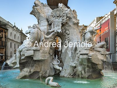 Fontana dei Fiumi Veduta da nord - gruppo marmoreo con le statue dei fiumi Nilo e Rio de la Plata | Andrea Jemolo