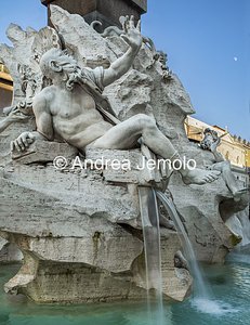 Fountain of the Four Rivers Statue representing the Rio de la Plata | Andrea Jemolo