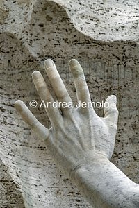 Fountain of the Four Rivers The hand of the Danube statue restored in 2025 | Andrea Jemolo