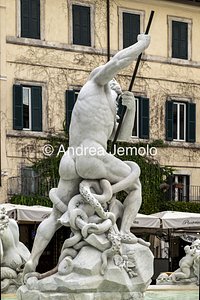 Fountain of Neptune Neptune fights against the octopus | Andrea Jemolo