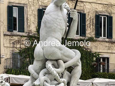 Fountain of Neptune Neptune fights against the octopus | Andrea Jemolo