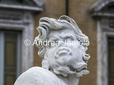 Fontana del Moro Moro statue | Andrea Jemolo