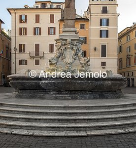Fontana del Pantheon or Fountain of the Pantheon Overview of the fountain | Andrea Jemolo