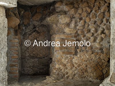 Sepolcro di largo Talamo Interno | Andrea Jemolo