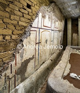 Roman latrine in via Garibaldi Overview | Andrea Jemolo