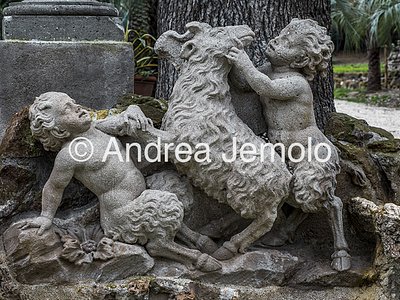 Villa Sciarra Fontana con satirelli e capretta | Andrea Jemolo