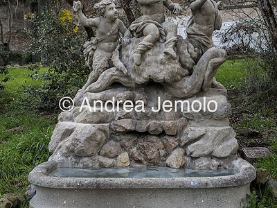 Villa Sciarra Snail Fountain | Andrea Jemolo