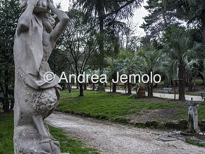 Villa Sciarra Fauno portavaso | Andrea Jemolo