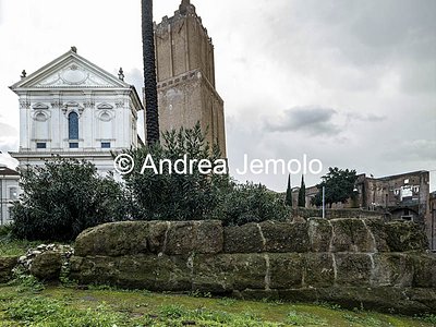 Mura Serviane Le mura a Largo Magnanapoli | Andrea Jemolo
