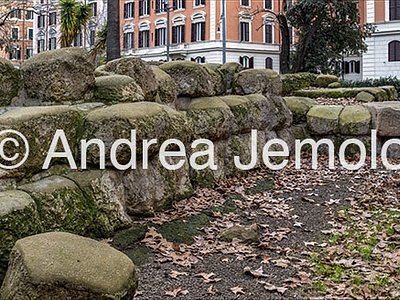 Mura Serviane Le mura a Piazza Manfredo Fanti | Andrea Jemolo