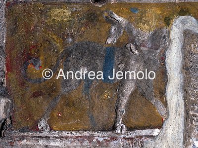 Colombario di Pomponio Hylas Decorazione con pittura e stucco di un' edicola | Andrea Jemolo