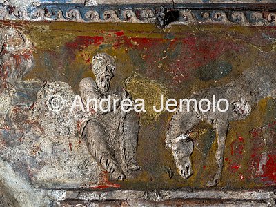 Colombario di Pomponio Hylas Decorazione con pittura e stucco di un' edicola | Andrea Jemolo