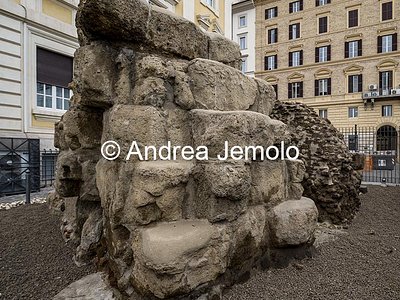 Mura Serviane Le mura a Largo Giovanni Montemartini | Andrea Jemolo