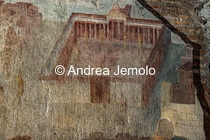 Criptoportico delle Terme di Traiano La Citta dipinta - Piazza con colonne e statue dorate - Affresco | Andrea Jemolo
