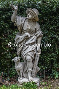 Villa Sciarra Sandstone statue of the Arborean Exedra | Andrea Jemolo