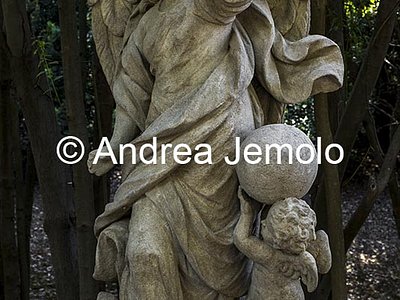 Villa Sciarra Statua in arenaria dell'Esedra Arborea | Andrea Jemolo