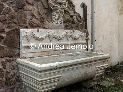 Villa Sciarra Fontana del sarcofago o del Mascherone | Andrea Jemolo