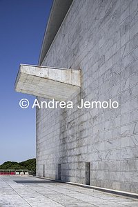EUR - Palazzo dei Congressi Il Cubo, lato ovest con il Trampolino | Andrea Jemolo