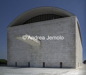 EUR - Palazzo dei Congressi Visione d'insieme del Cubo | Andrea Jemolo