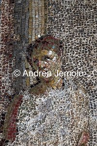 Criptoportico delle Terme di Traiano Mosaico parietale più grande mai rinvenuto nel mondo antico | Andrea Jemolo